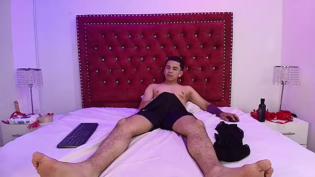 Jaden_and_sofiaのライブXXXチャット