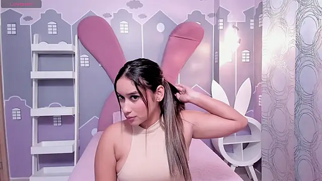 Živý XXX chat EmmaThompson__