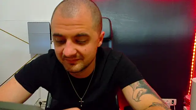 JamesMyerss লাইভ XXX চ্যাট