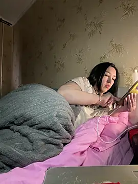 Chat XXX en directo de Naughtbaby_2025