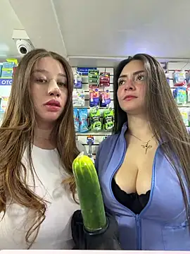 roousen Live XXX chat