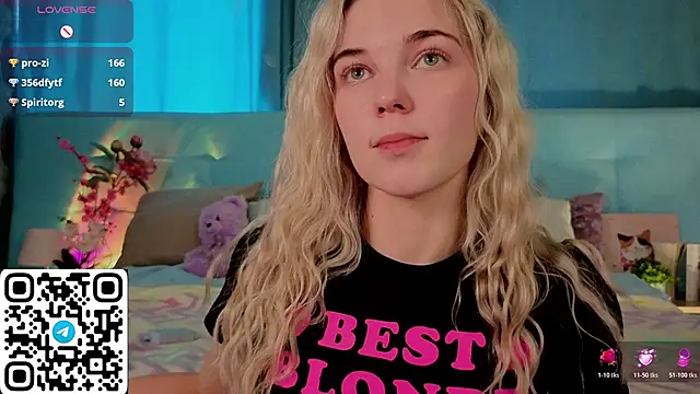 Aurora_Bennet: онлайн-секс-чат