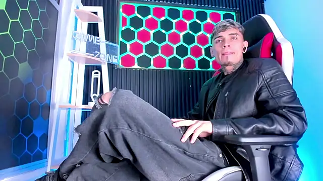 Max_Hader_ Chat XXX live