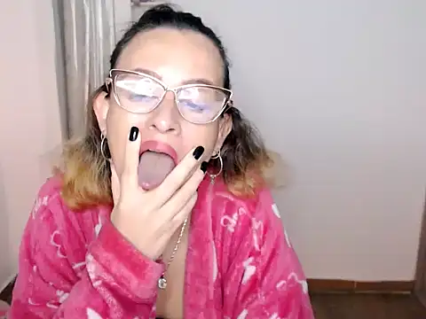 BOREAL_MOON's Live XXX Chat