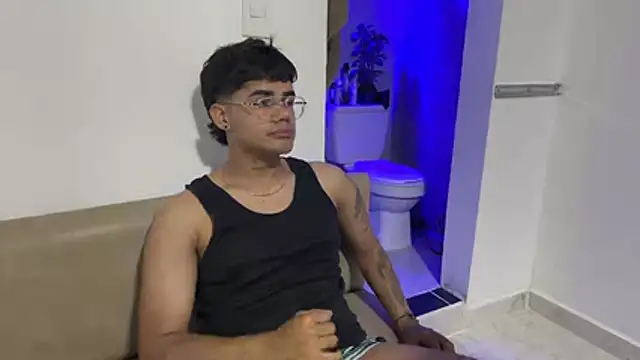 Pokazy przed kamerką – matiass_vegas