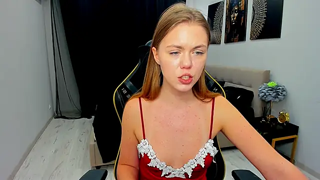 Strawberrye's Live XXX Chat