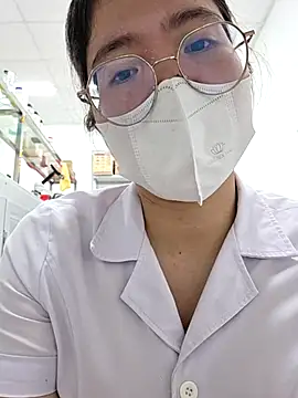 HinaLovely's Live XXX Chat