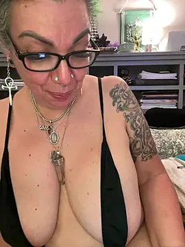 dieseldame1313's Live XXX Chat