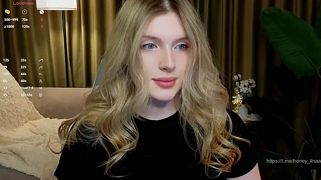 honey_kors' Live XXX Chat