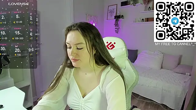 Laura_CollinsS' Live XXX Chat