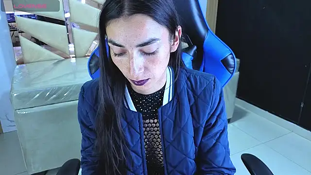 Maily_a_ – Live XXX-chat