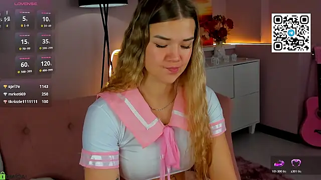 Chat XXX en directo de CherryLexi_