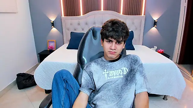 Chat +18 de Tommy18__ ao vivo