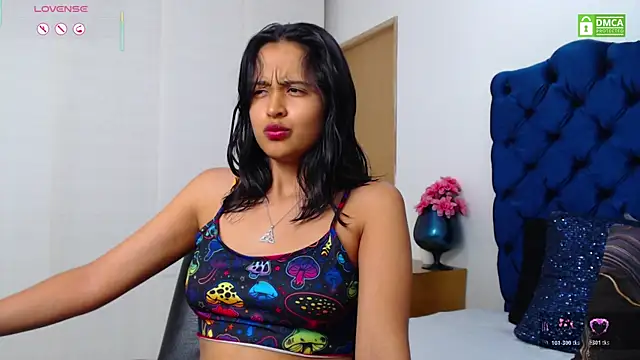 Lili666_ Chat XXX in diretta