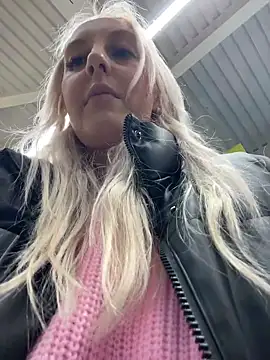 MerlinDave Adlı Modelin Canlı XXX Sohbeti