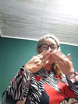 แชท XXX สดของ momismilf544