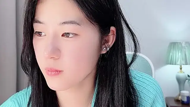 Nicole20266 现场XXX聊天