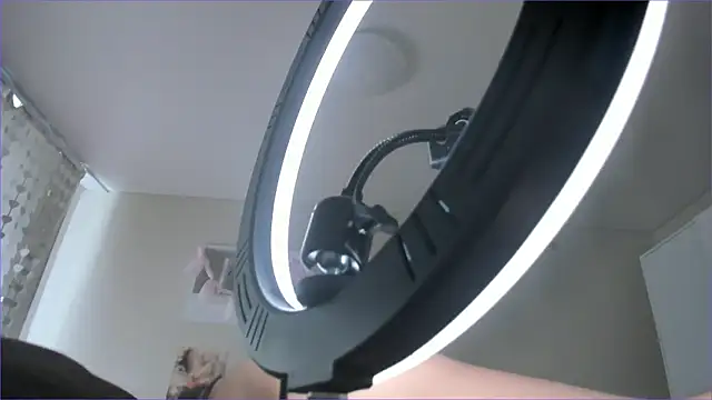 Milly_Lane – Naživo XXX chat