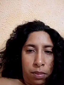 Chat +18 de hotaniani ao vivo