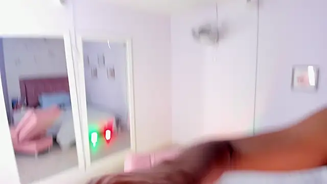 XXX chat uživo modela Jack_Rusel