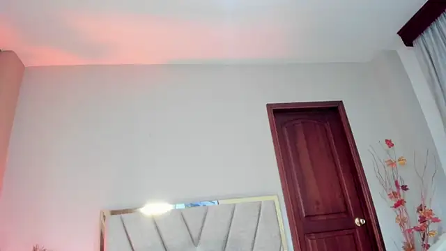 Zamira_TaylorのライブXXXチャット