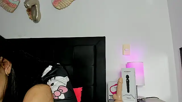 Natalye_23's Live XXX Chat