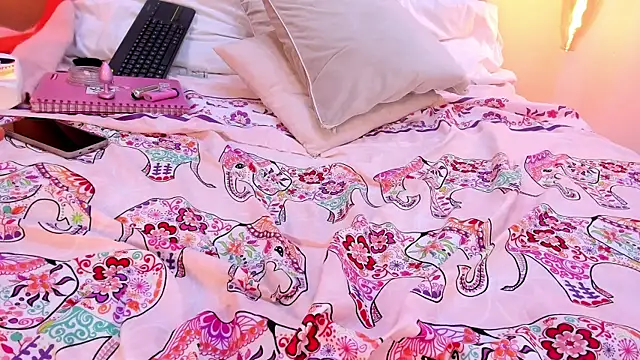 SabrinaVantress Chat XXX live