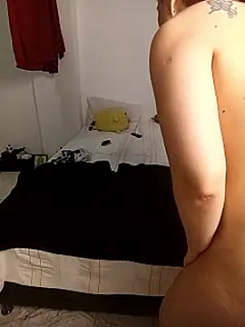 queemking: онлайн-секс-чат