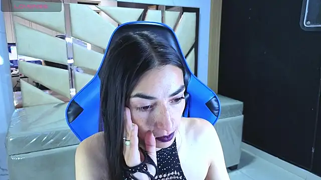 Chat XXX en directo de Maily_a_