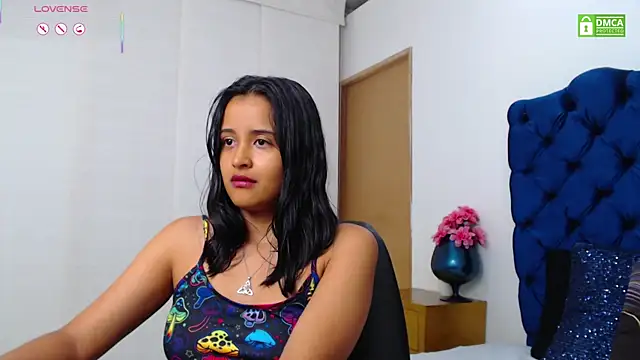 XXX chat uživo modela Lili666_