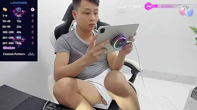 Naughty___asian Pertunjukan Webcam