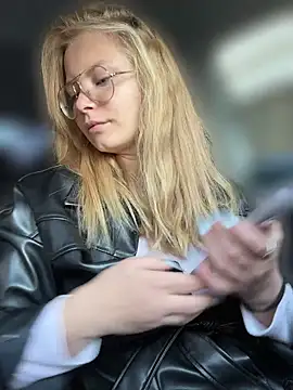 แชท XXX สดของ AnastasiaAniess