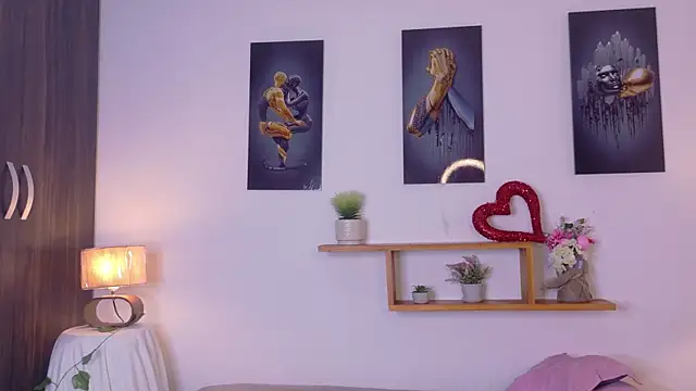 nairagold_'s Live XXX Chat