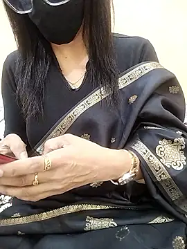 Rising_Queenn Webbikameraesitys