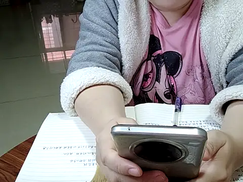 Czat XXX na żywo – AngelwithEcup