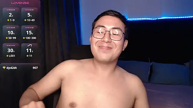 โชว์เว็บแคมของ andrewmhilton_