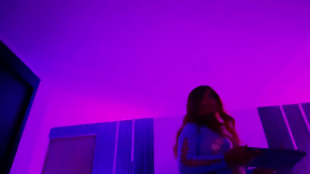 Онлайн чат XXX Chloe_Connor