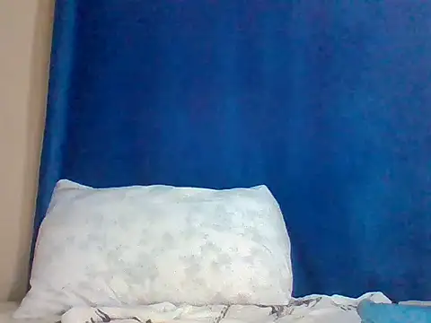 sweet_love00 Adlı Modelin Web Kamerası Şovu