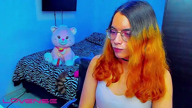 Show modela lillykittyyy na web-kameri