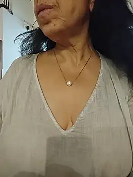 Chatroom XXX en direct de NakedMILFx