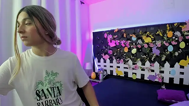 แชท XXX สดของ BellaRoge