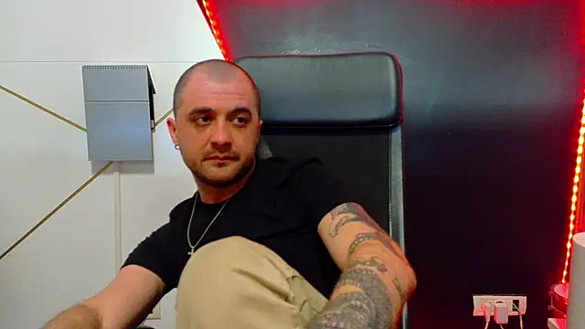 دردشة JamesMyerss الجنسية المباشرة