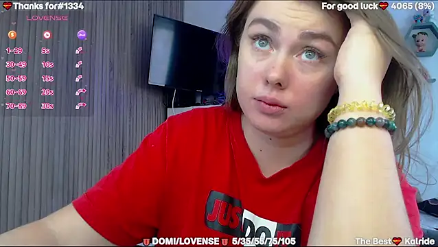 SuchCute élő XXX-chatje