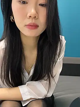 ZHJKS9988's Live XXX Chat