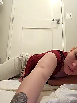 luckilyfound4 网络视讯表演