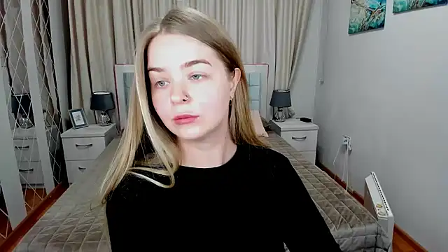 SirenaDoll Chat XXX in diretta