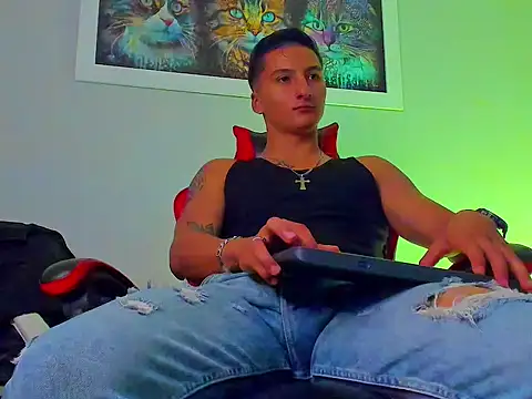 Dominus_Alpha live XXX chat