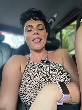 แชท XXX สดของ LukeLouHarvey