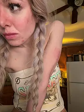 propertyofdaddy Adlı Modelin Canlı XXX Sohbeti