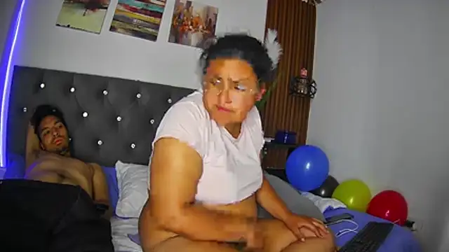 naughtycouplex_ Live XXX-Chat